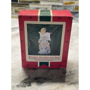 Vintage Hallmark Keepsake Wynken, Blynken And Nod Christmas Ornament 1986